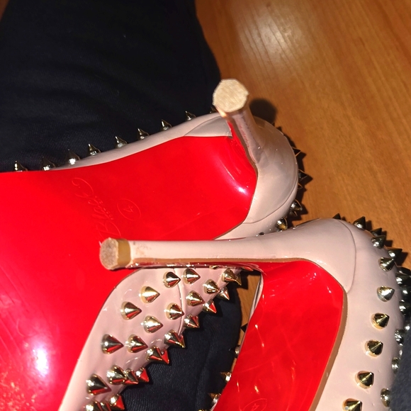 Miss Black Footwear - Picture 9 of 9